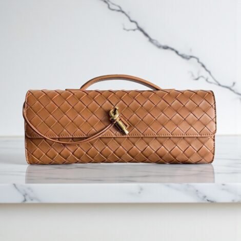 Bottega Veneta Andiamo Clutch
