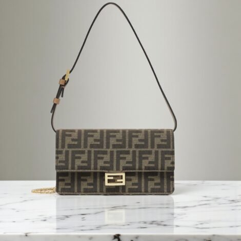 Fendi Wallet On Chain Baguette